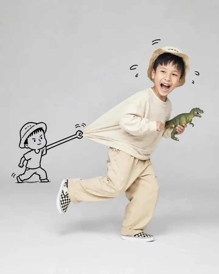 涂鸦拉衣奔跑棚拍